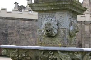 Lion Head Water Fountain